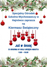 Kiermasz świąteczny w holu urzędu miasta Hajnówka