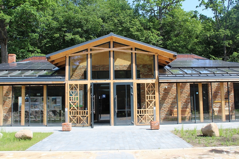 Centrum Turystyki i Promocji Kraina Zubra